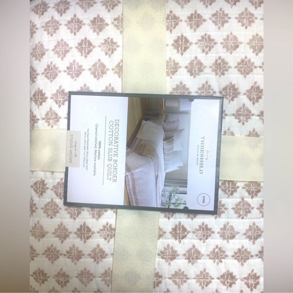 Threshold, queen comforter